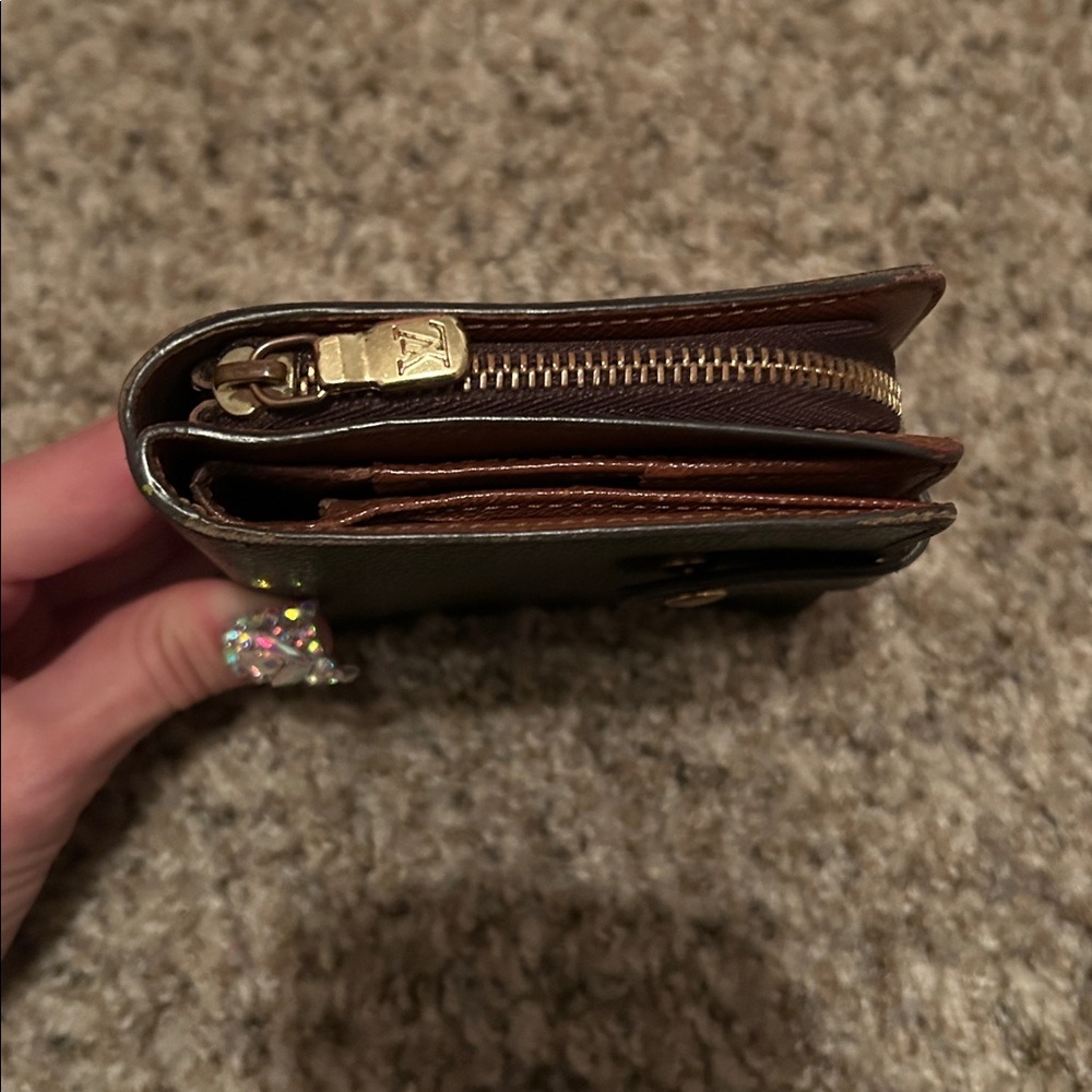 Louis Vuitton Dark Brown Bifold Wallet - Picture 2 of 15